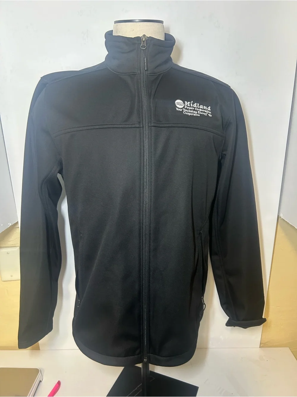 Black Full-Zip Softshell Jacket north face